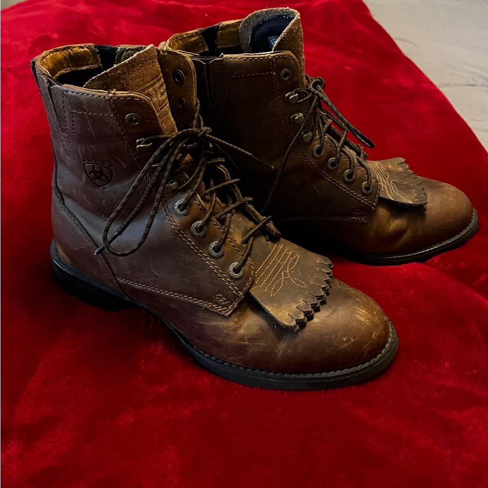 Ariat lace up boots